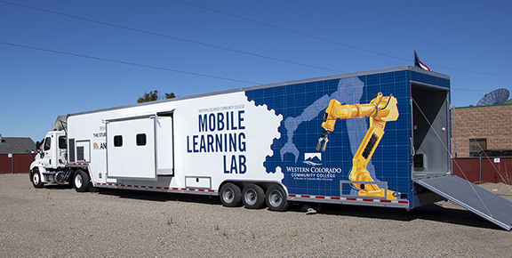 WCCC's Sturm-ANB Bank Mobile Learning Lab Fuels up with Grant from The Colorado Energy Foundation