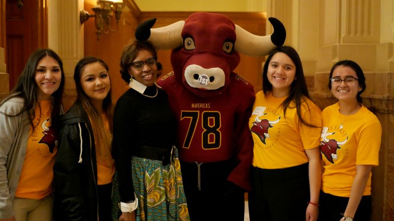 First-gen Friday at Colorado Capitol unites Mavericks, Roadrunners and Grizzlies 